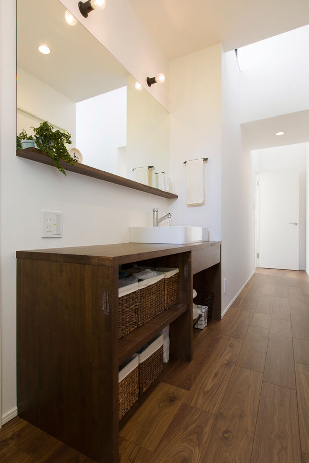 クラシスホーム 【1000万円台/36.9坪/平屋/スキップフロア/間取り図】重厚感のある外観と天井の高い開放的なリビングを実現の建築実例画像10