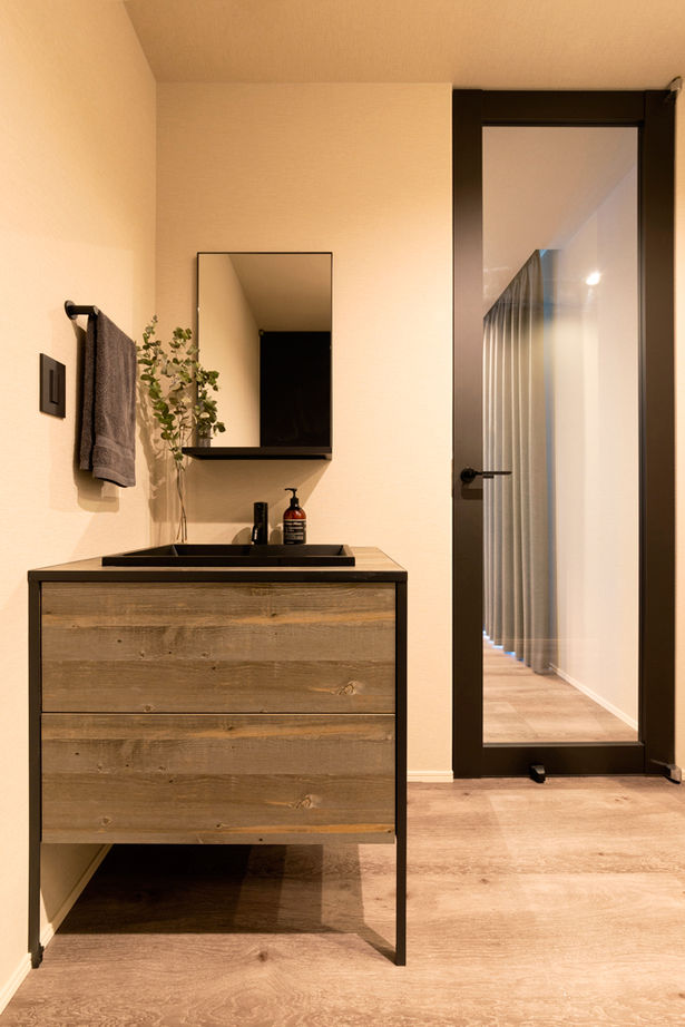 クラシスホーム 【2000万円台/45坪/ガレージ/モノトーン/間取り図】シンプルな大人空間。遊び心と機能性を両立した住まいの建築実例画像8