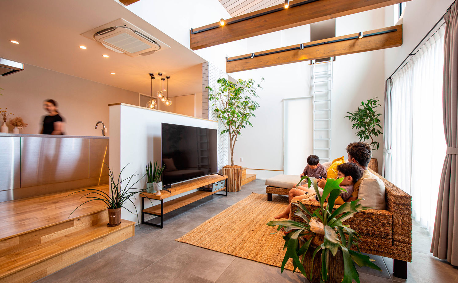 クラシスホーム 【2000万円台/4LDK/平屋/薪ストーブ/リゾート/間取図】勾配天井と大開口で広がりを。非日常を日常にした家の建築実例画像3