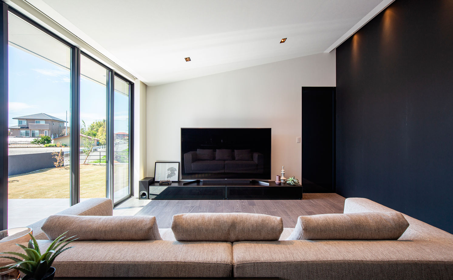 クラシスホーム 【2000万円台/3LDK/43坪/平屋/間取り図】大きな窓で内外がつながる、モダンデザインの美しい平屋の建築実例画像8