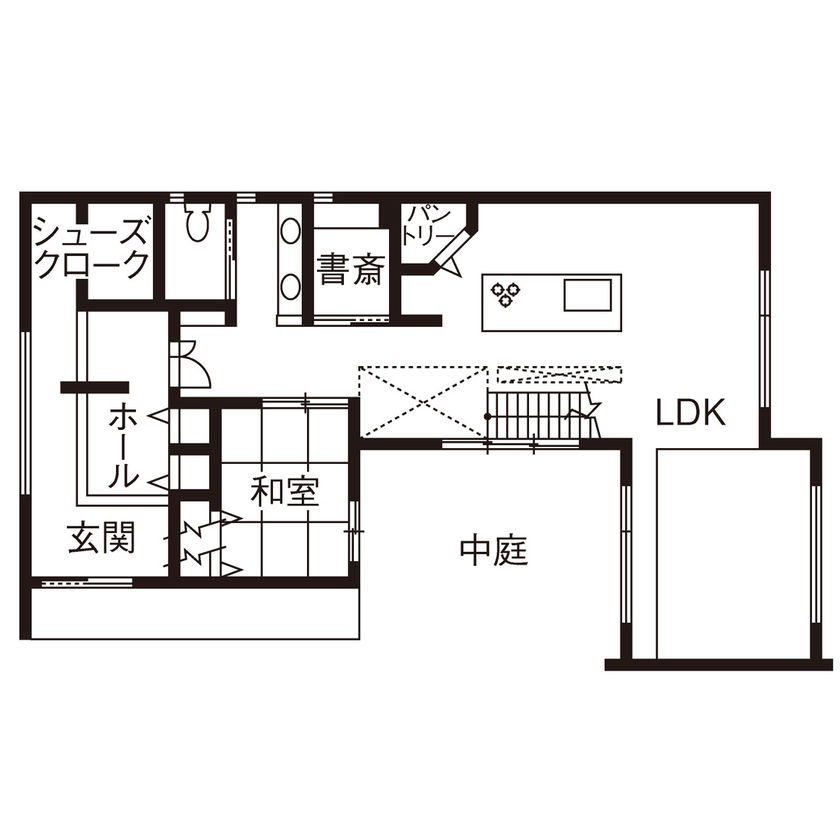 クラシスホーム 【4LDK/49坪/シンプルモダン/中庭/コの字/間取図】大開口でLDKと繋がる中庭。ホテルライクに暮らす上質な家の間取り図（4LDK）1階
