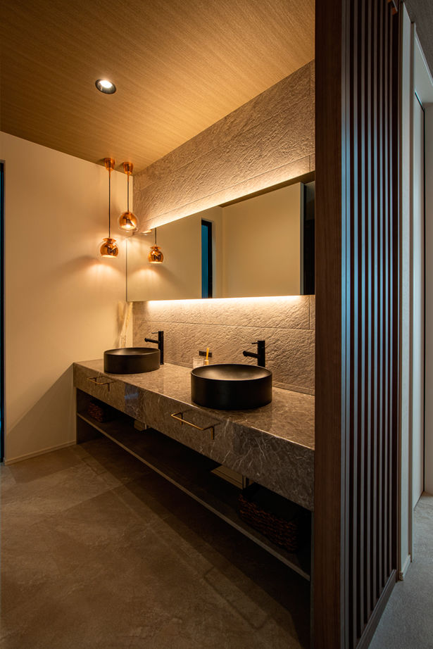 クラシスホーム 【4LDK/49坪/シンプルモダン/中庭/コの字/間取図】大開口でLDKと繋がる中庭。ホテルライクに暮らす上質な家の建築実例画像11