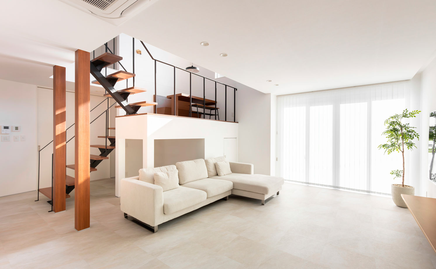 クラシスホーム 【2000万円台/3LDK/44坪/スキップフロア/間取図】吹抜けとヌックが繋ぐ居場所。家族も友人も心地よい家の建築実例画像6