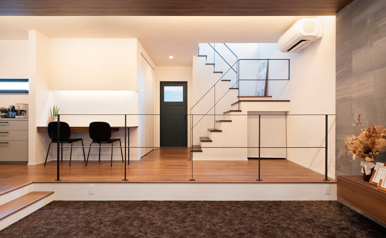 クラシスホーム 【2000万円台/4LDK/リゾートモダン/借景/間取図】竹林の緑を望むLDK。細長い敷地を活かした家事ラクの家の建築実例画像7