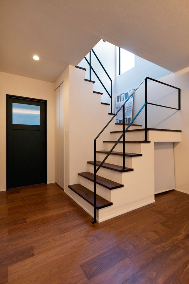 クラシスホーム 【2000万円台/4LDK/リゾートモダン/借景/間取図】竹林の緑を望むLDK。細長い敷地を活かした家事ラクの家の建築実例画像15