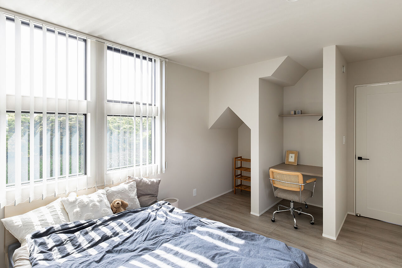 クラシスホーム 【2000万円台/4LDK/グレージュ/カフェスタイル/間取り図】アーチ型ニッチや造作棚が映える。遊び心ある家の建築実例画像9