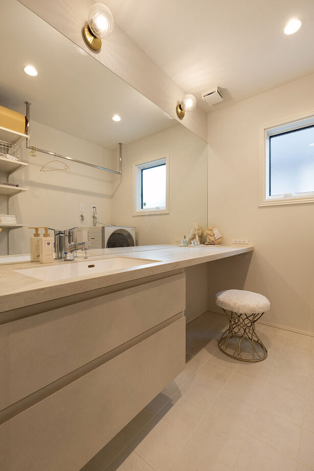 クラシスホーム 【3000万円台/49坪/ホテルライク/造作家具/間取り図】家具も浴室もオーダーメイド。中庭を囲むリゾート住宅の建築実例画像7