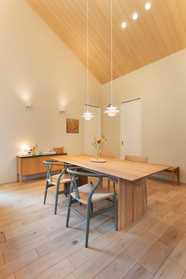 クラシスホーム 【2000万円台/3LDK/平屋/中庭/ジャパンディ/間取図】20畳超のLDKと勾配天井。ゆとりと上質感ある平屋暮らしの建築実例画像8