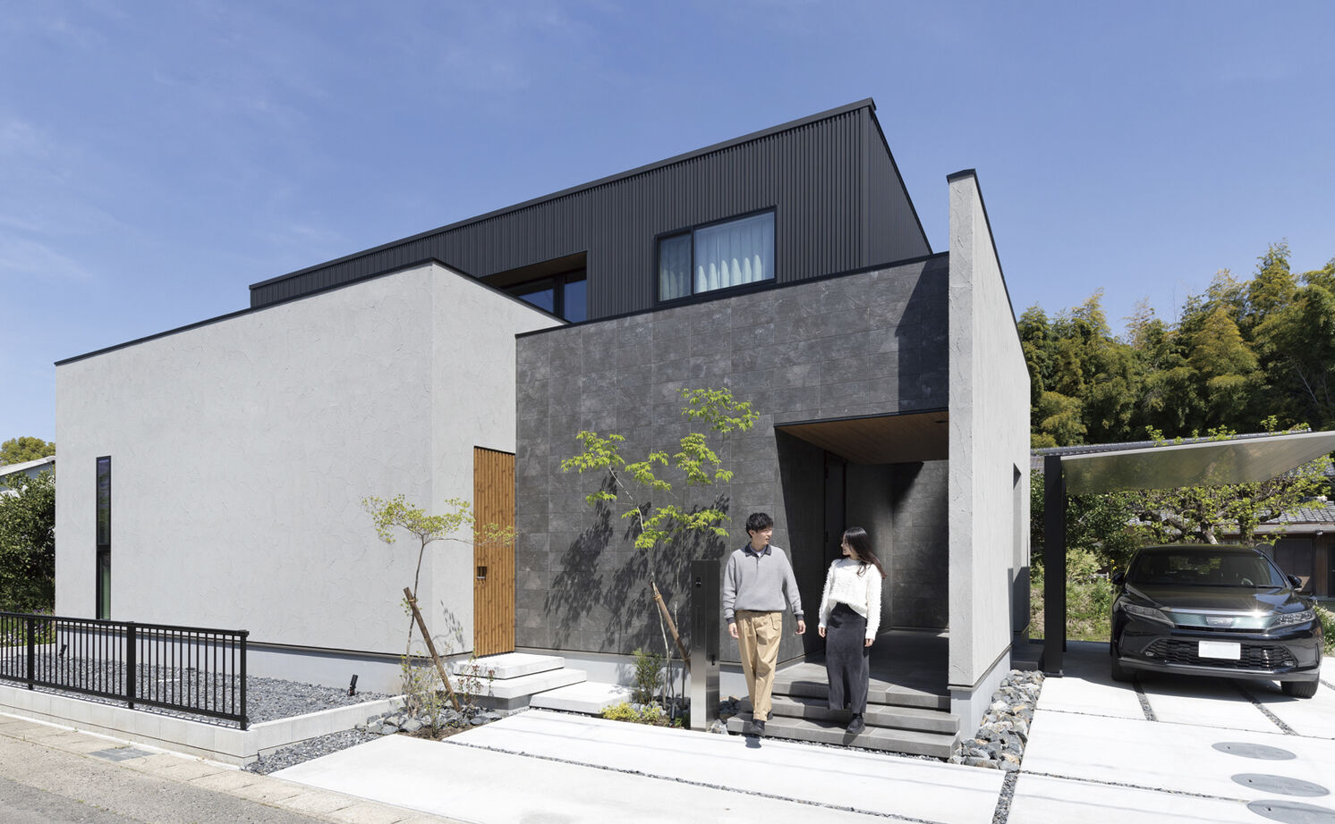 クラシスホーム 【2000万円台/2LDK/42坪/シンプルモダン/中庭/間取図】庭に面して広がる、理想を形にしたプライベート空間の建築実例画像1