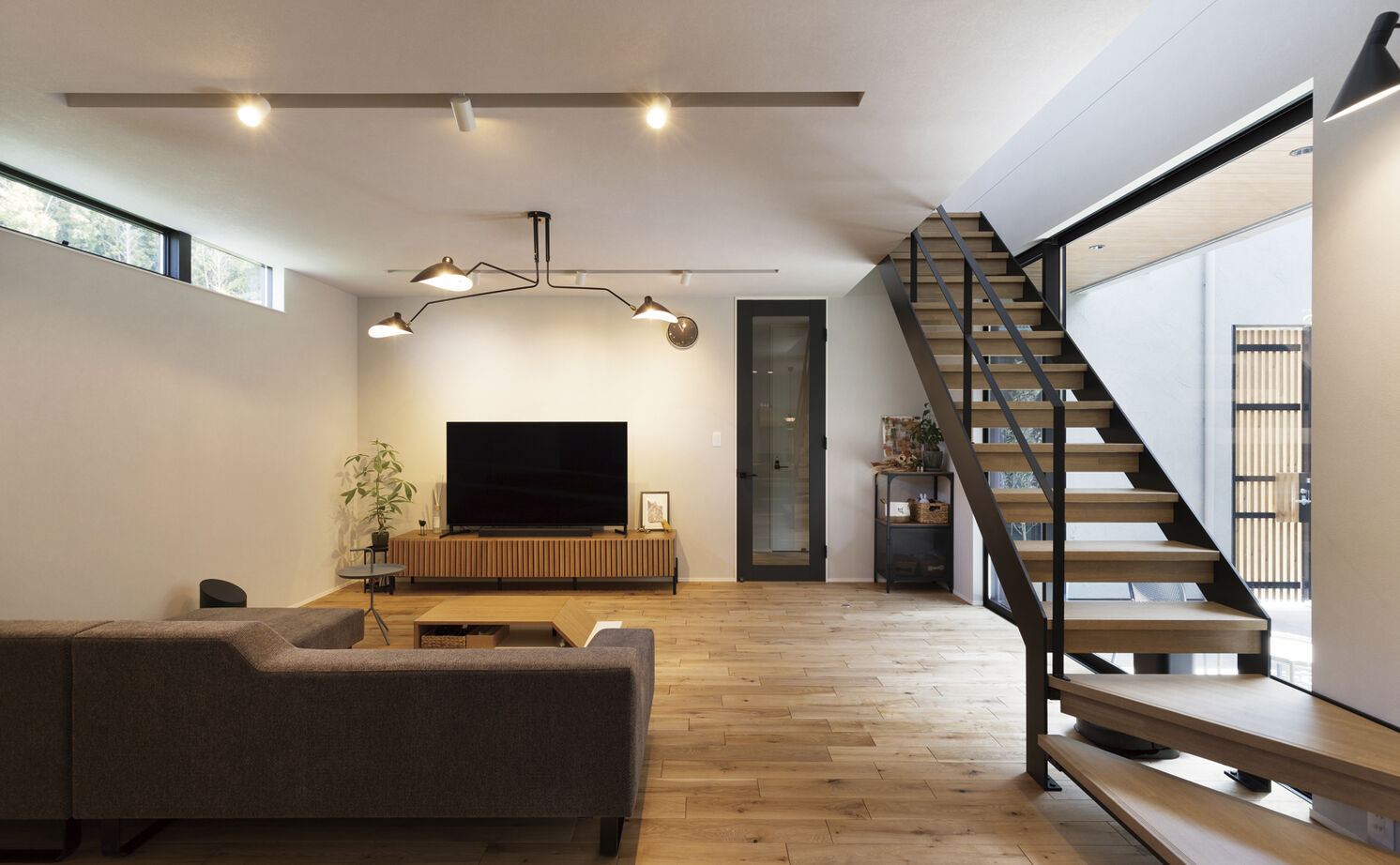 クラシスホーム 【2000万円台/2LDK/42坪/シンプルモダン/中庭/間取図】庭に面して広がる、理想を形にしたプライベート空間の建築実例画像5