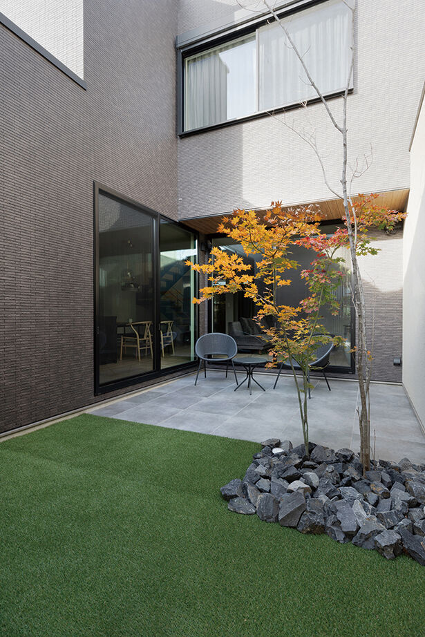 クラシスホーム 【2000万円台/4LDK/ホテルライク/中庭/坪庭/間取図】プライバシーを守りつつ開放感に暮らす、２つの庭の家の建築実例画像9