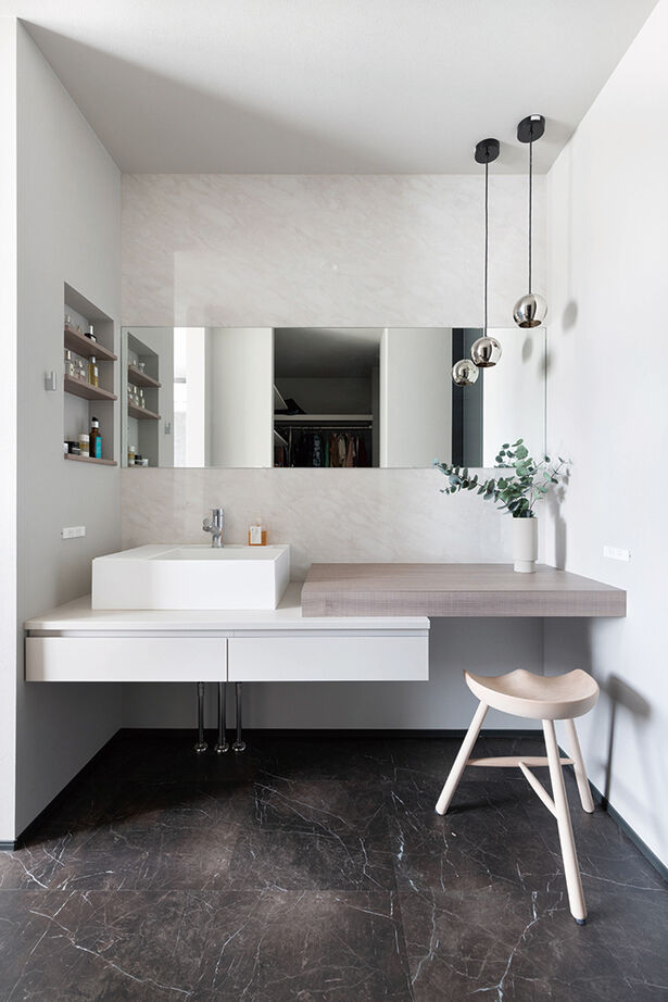 クラシスホーム 【2000万円台/4LDK/ホテルライク/中庭/坪庭/間取図】プライバシーを守りつつ開放感に暮らす、２つの庭の家の建築実例画像16