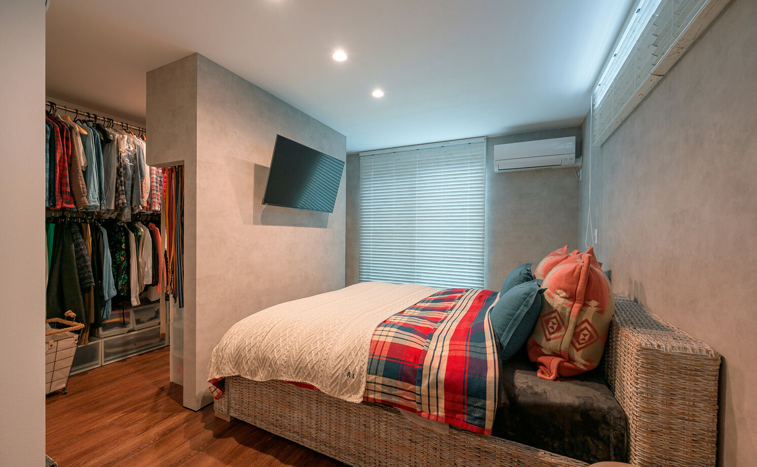 クラシスホーム 【2LDK/45坪/リゾート/2階リビング/ガレージ/間取り図】古材が映えるヴィンテージ空間。バルコニーで寛ぐ家の建築実例画像19