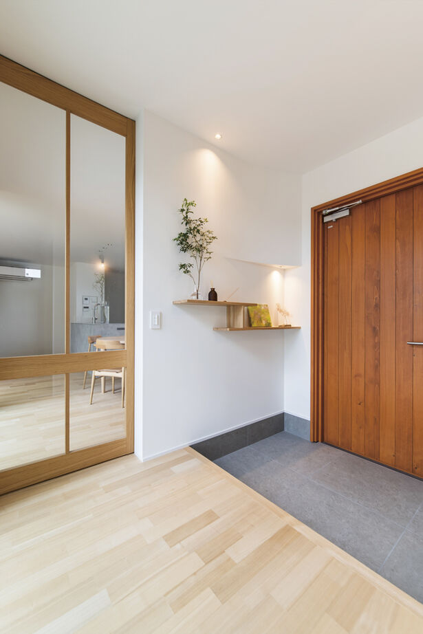 クラシスホーム 【2000万円台/39.7坪/ナチュラルモダン】木の温もりと塗り壁の質感。中庭の景色が暮らしを豊かにする家の建築実例画像13