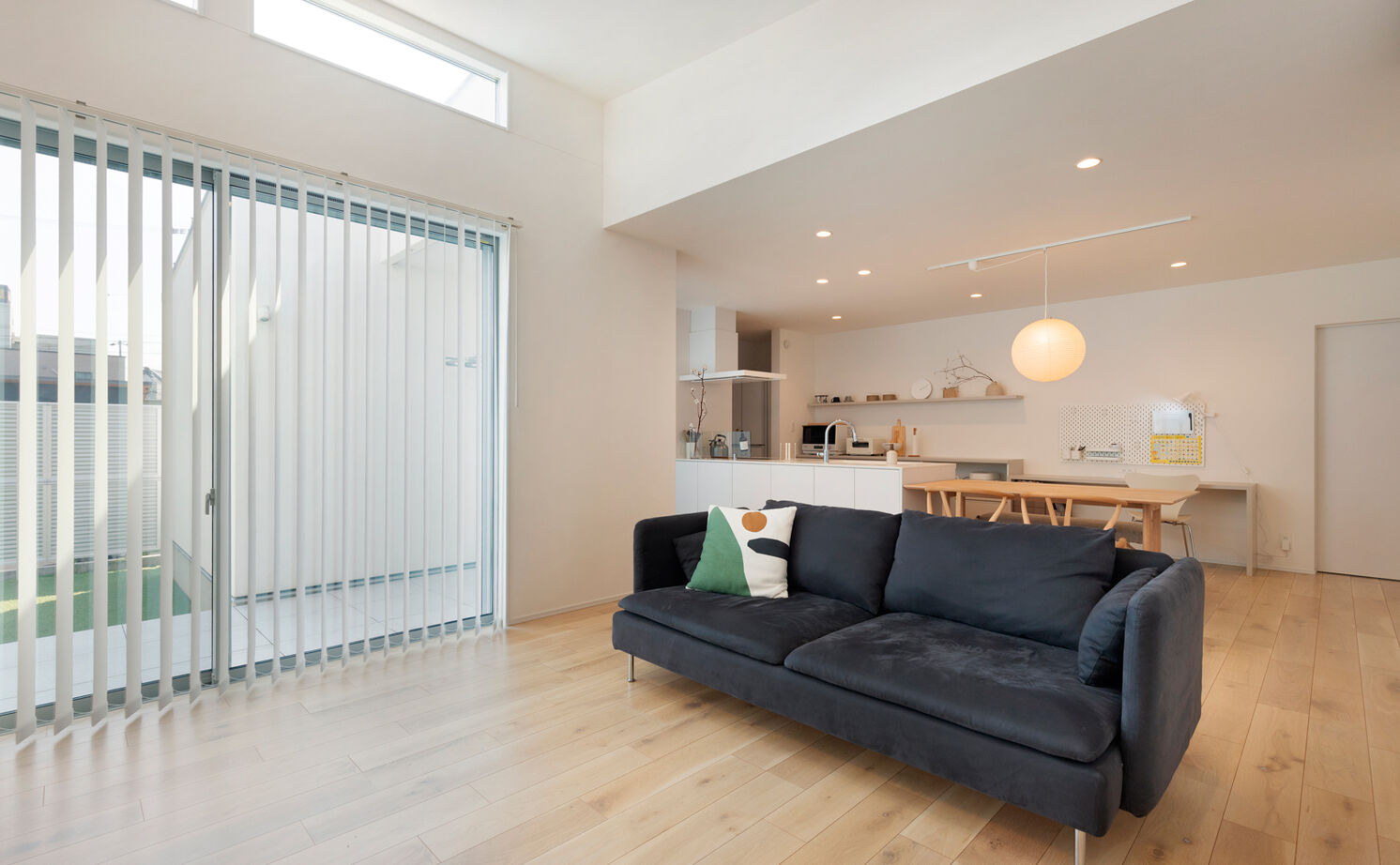 クラシスホーム 【1000万円台/4LDK/39坪/平屋/L字型/間取り図】光溢れる広々LDK。中庭テラスでBBQやプールも楽しめる家の建築実例画像6