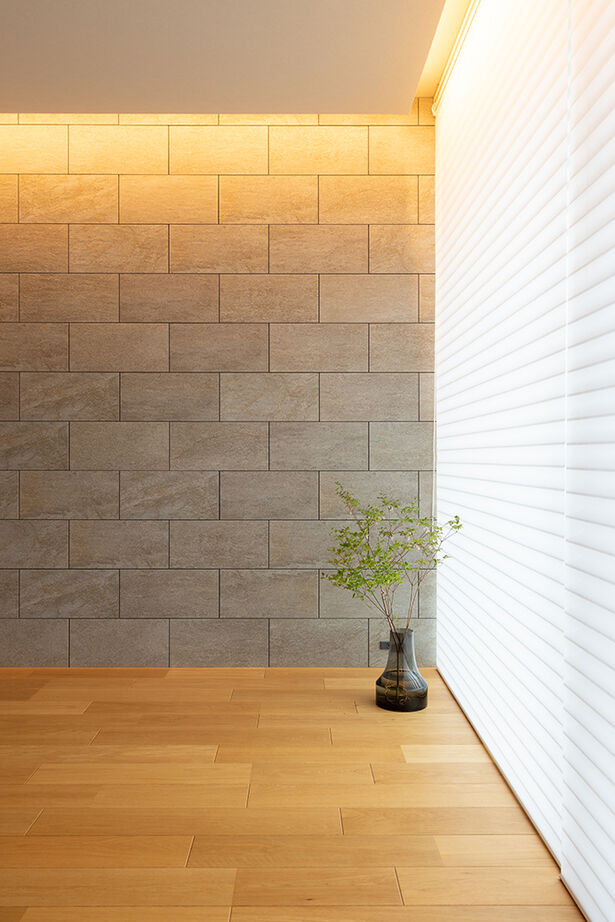 クラシスホーム 【2000万円台/4LDK/変形地/間取図】高台に広がる葡萄畑を借景に。視線を遮り開放感あるシンプルモダンの家の建築実例画像9