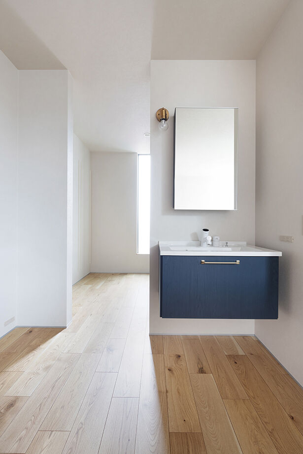 クラシスホーム 【2000万円台/4LDK/変形地/間取図】高台に広がる葡萄畑を借景に。視線を遮り開放感あるシンプルモダンの家の建築実例画像14