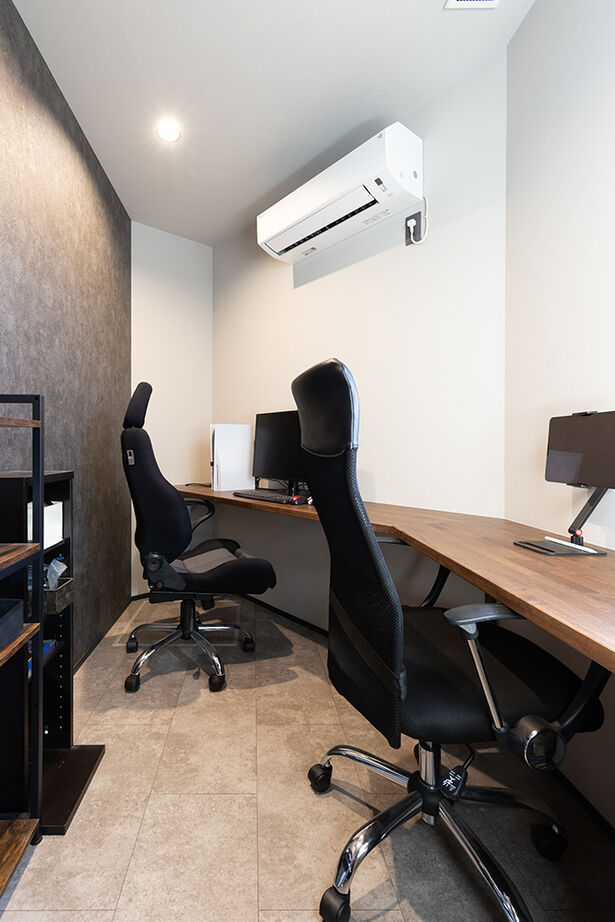 クラシスホーム 【3000万円台/63坪/二世帯住宅/ガレージ】ランドマークになる迫力のBOX外観。各世帯で寛げる距離感設計の家の建築実例画像9