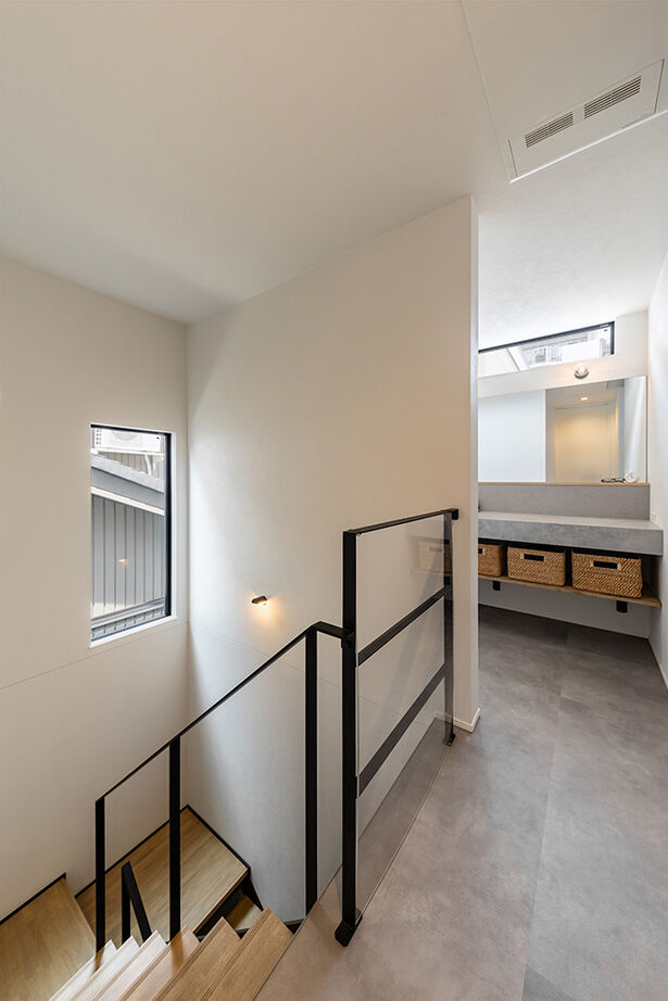 クラシスホーム 【3000万円台/シンプルモダン/45坪/間取り図】家族や友人との時間を特別に。2階リビングのガレージハウスの建築実例画像14