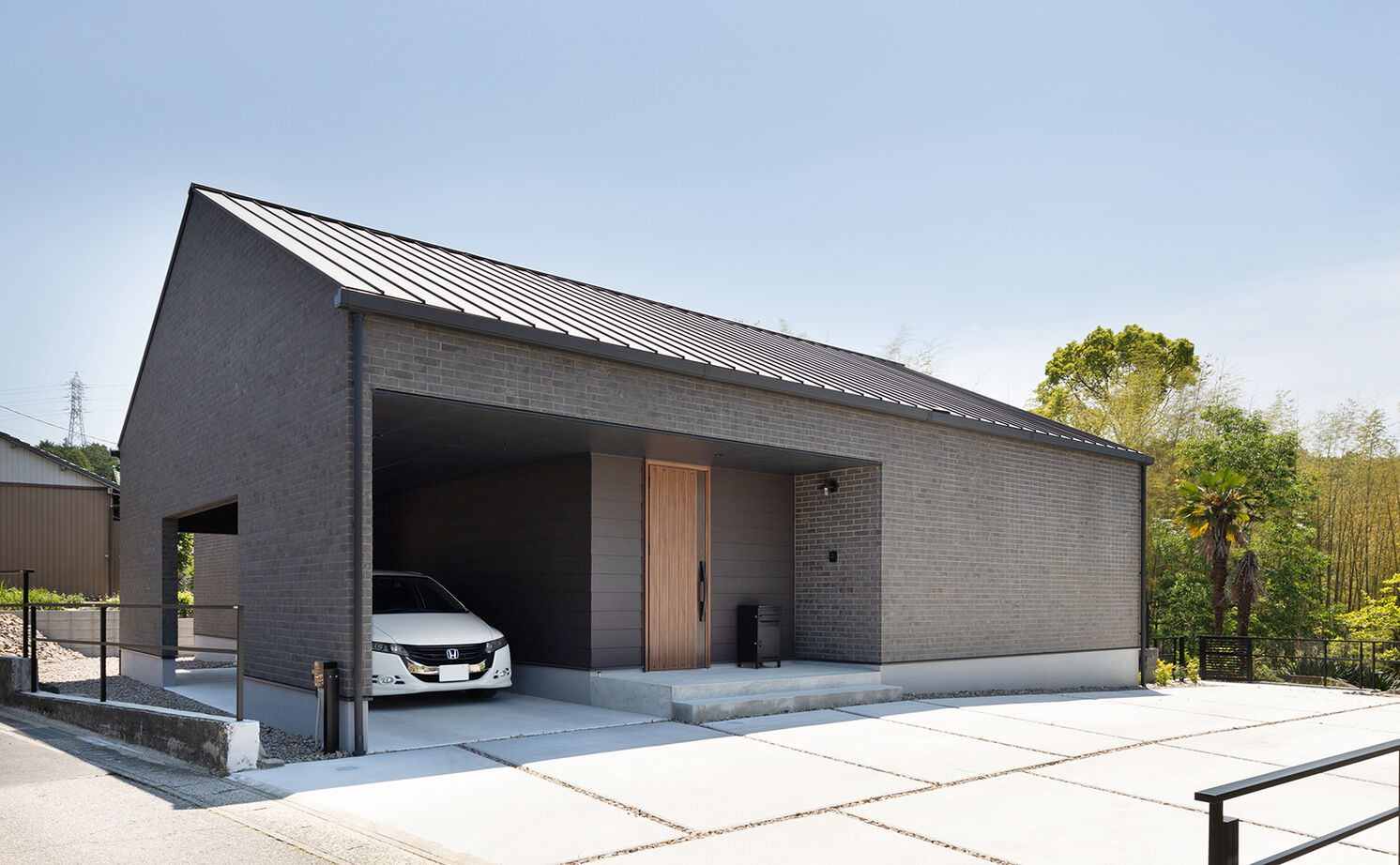 クラシスホーム 【3000万円台/平屋/ガレージ/間取り図】視線の先に広がる、季節の移ろい。森と繋がるブルックリンハウスの建築実例画像4