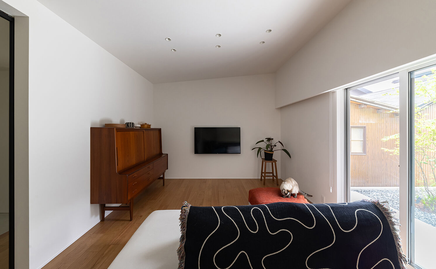 クラシスホーム 【2000万円台/平屋風/L字型/間取り図】飾り気のない余白を愉しむ。猫と暮らすシンプルな住まいの建築実例画像6