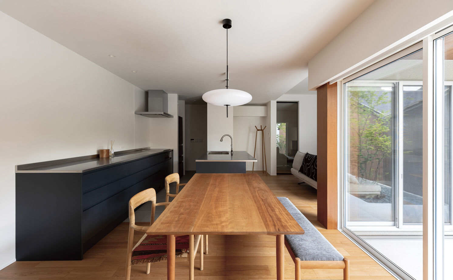 クラシスホーム 【2000万円台/平屋風/L字型/間取り図】飾り気のない余白を愉しむ。猫と暮らすシンプルな住まいの建築実例画像7