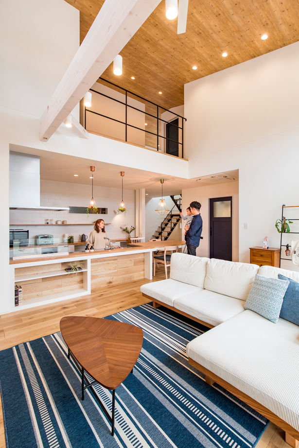 クラシスホーム 【2000万円台/3LDK/西海岸/吹抜けリビング/間取り図】白×木で爽やかに。ウッドデッキと繋がる開放的な家の建築実例画像2