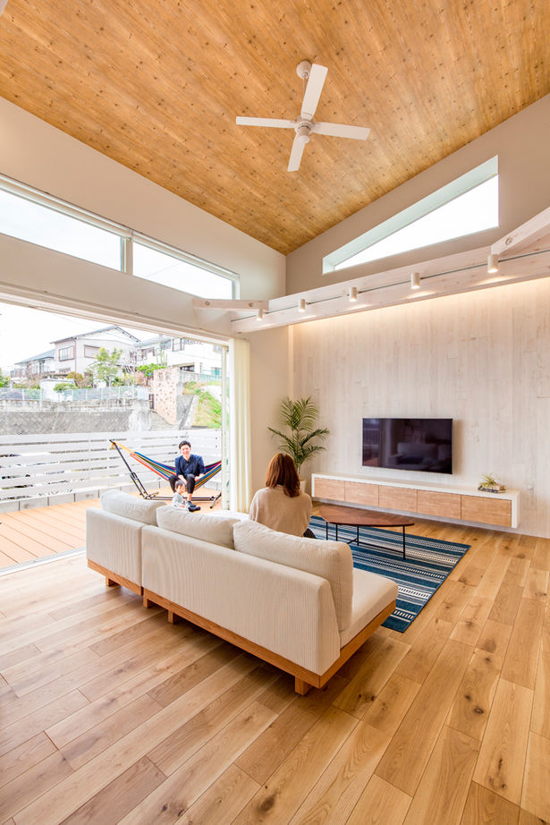 クラシスホーム 【2000万円台/3LDK/西海岸/吹抜けリビング/間取り図】白×木で爽やかに。ウッドデッキと繋がる開放的な家の建築実例画像3