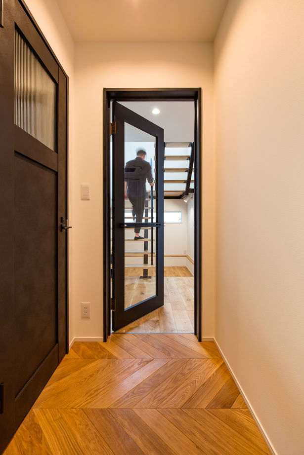 クラシスホーム 【2000万円台/3LDK/西海岸/吹抜けリビング/間取り図】白×木で爽やかに。ウッドデッキと繋がる開放的な家の建築実例画像9