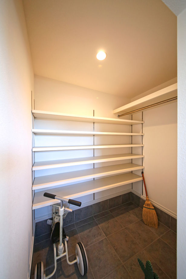 クラシスホーム 【1000万円台/2LDK/25.4坪/平屋/間取り図】空間を活かした設計と自然素材で、のびのび暮らせるおしゃれな家の建築実例画像13