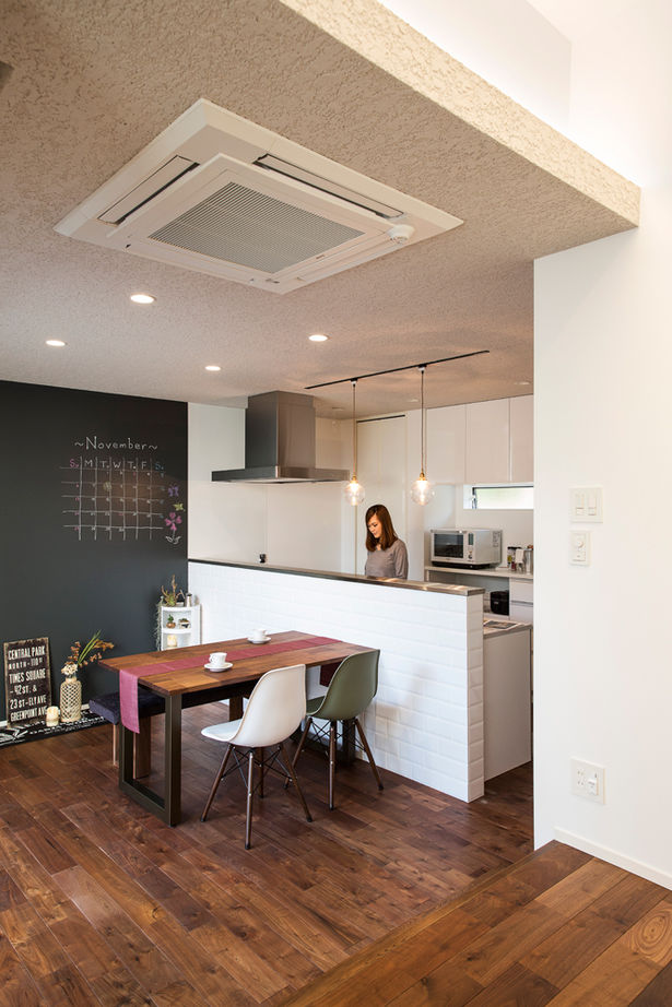 クラシスホーム 【2000万円台/39.5坪/中庭/ガレージ/間取り図】美術館のような外観。スキップフロア×中庭で開放感溢れる家の建築実例画像4