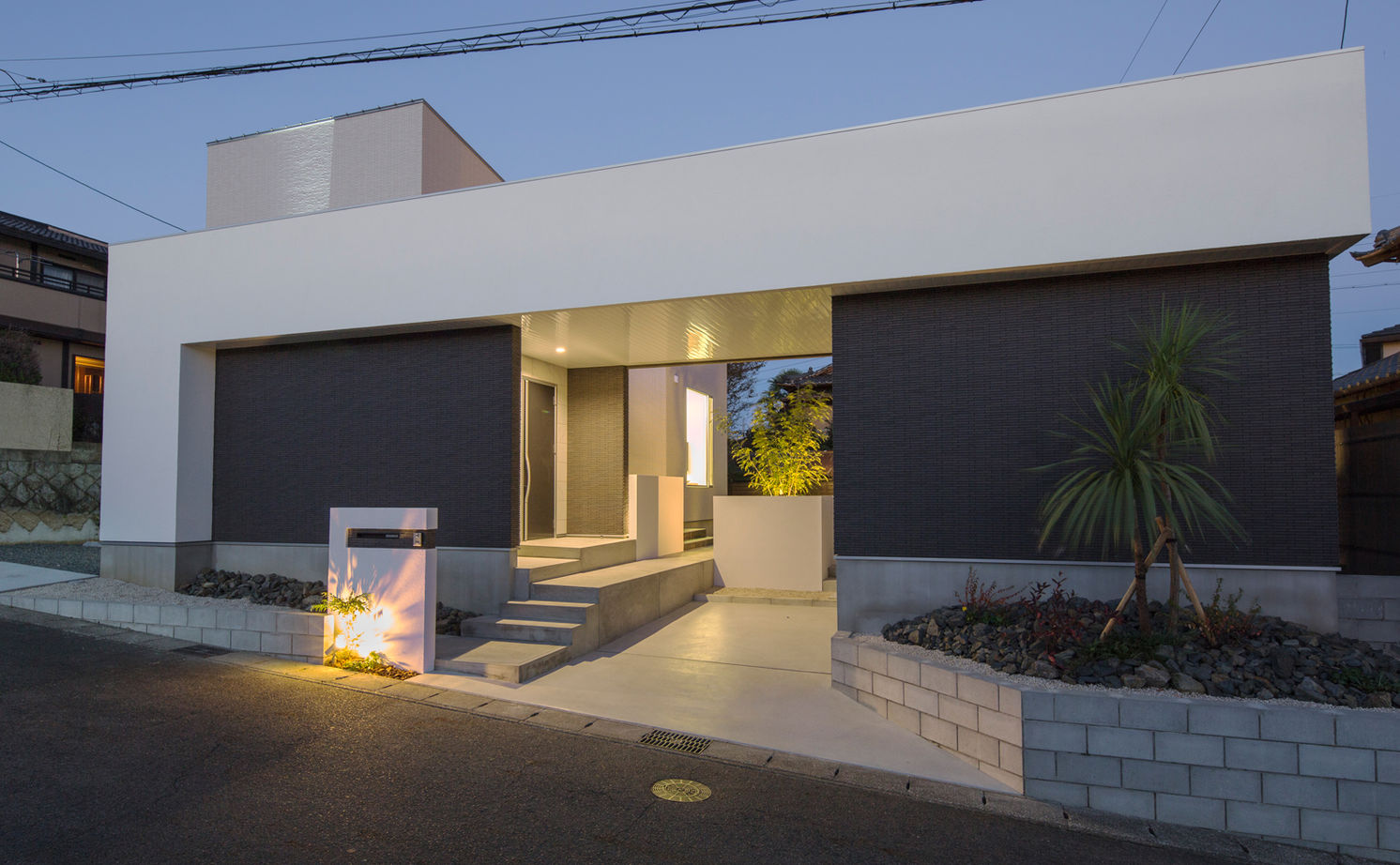 クラシスホーム 【2000万円台/39.5坪/中庭/ガレージ/間取り図】美術館のような外観。スキップフロア×中庭で開放感溢れる家の建築実例画像13