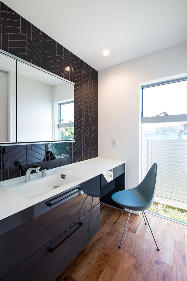 クラシスホーム 【3000万円台/3LDK/55坪/中庭/平屋/ロの字/間取図】水盤が揺れる中庭と舟底天井。個性あふれるロの字型の家の建築実例画像9