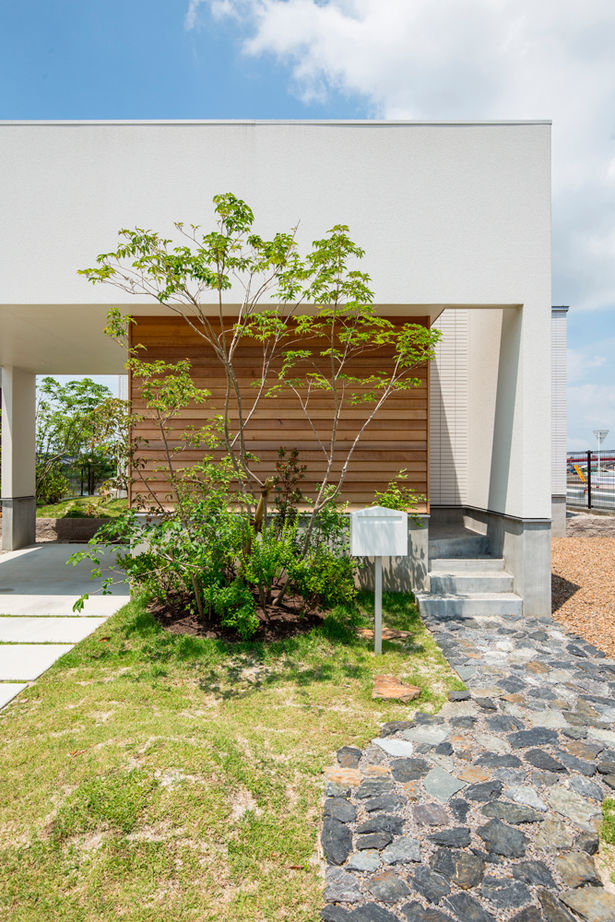 クラシスホーム 【1000万円台/4LDK/ガレージ/中庭/自然素材/間取り図】木と緑溢れるコートハウス。掃除も楽な快適設計の家の建築実例画像11