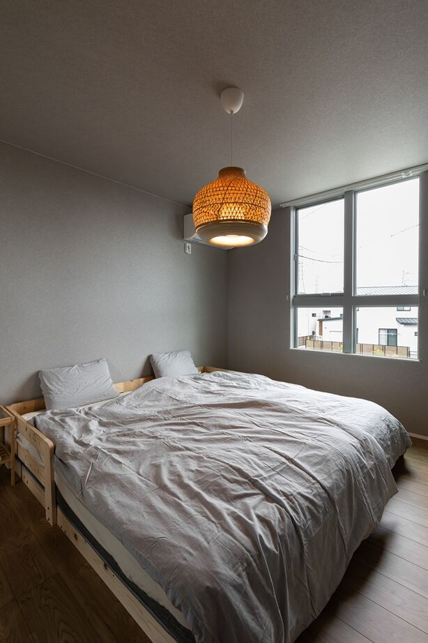 クラシスホーム 【1000万円台/3LDK/北欧モダン/吹抜け/間取り図】白いタイル外壁が映える。秘密基地ヌックと大空間LDKの家の建築実例画像14