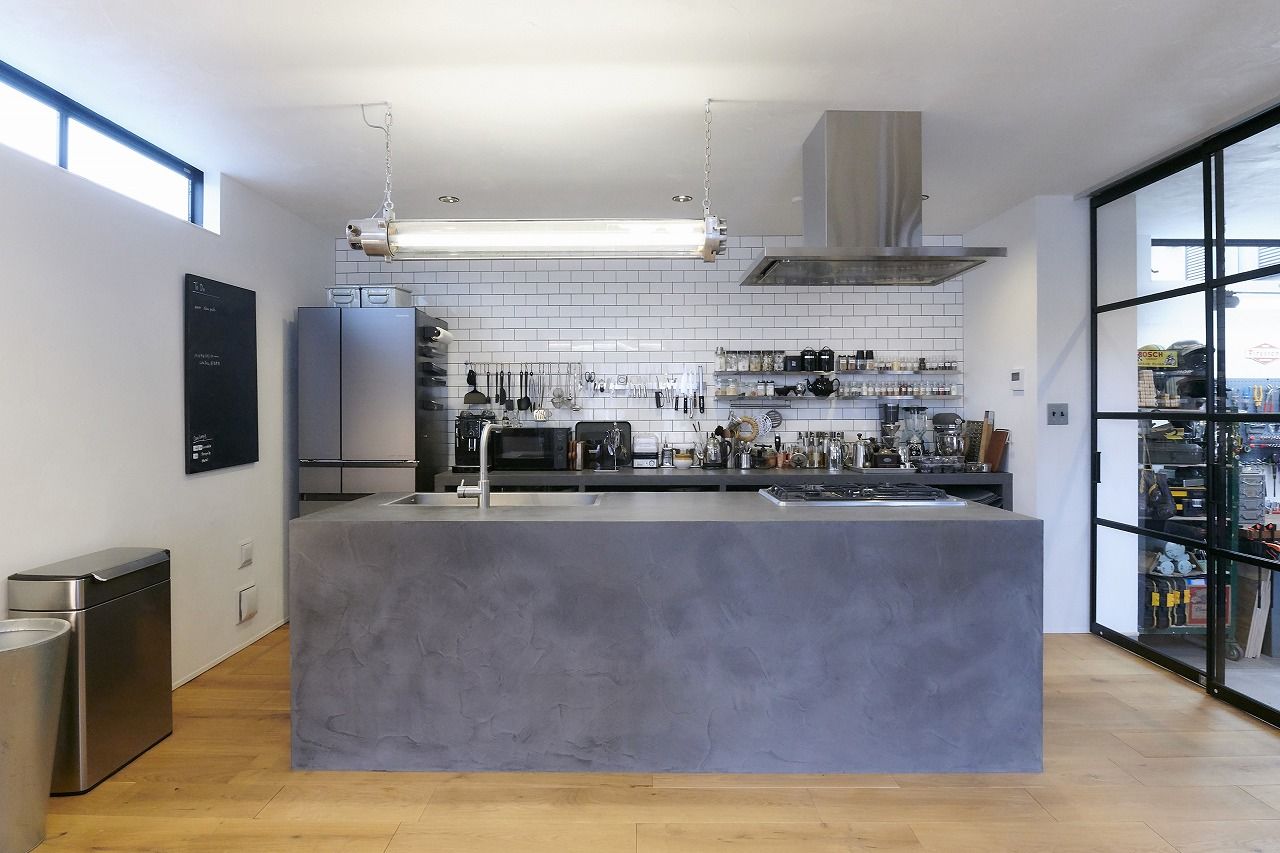 スタジオ・チッタ 【2000万円台/30坪台/間取り図】玄関を開けたらそこは…倉庫？こだわりのアイテムを自由に飾る「ITEM BOX」の建築実例画像4