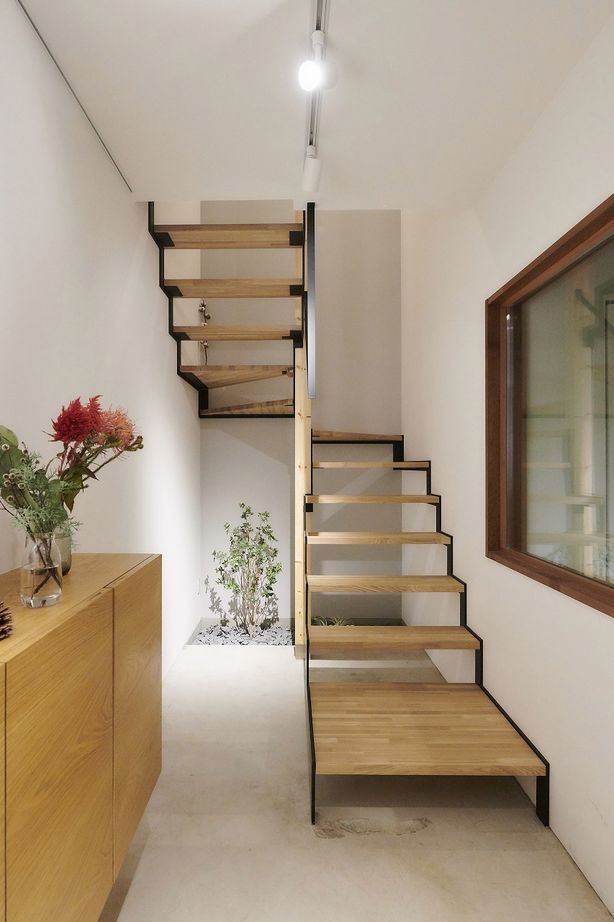 スタジオ・チッタ 【3000万円台/間取り図/完全分離二世帯住宅】杉板張とユニークなフォルムが印象的な「くぬぎ山のいえ」の建築実例画像5