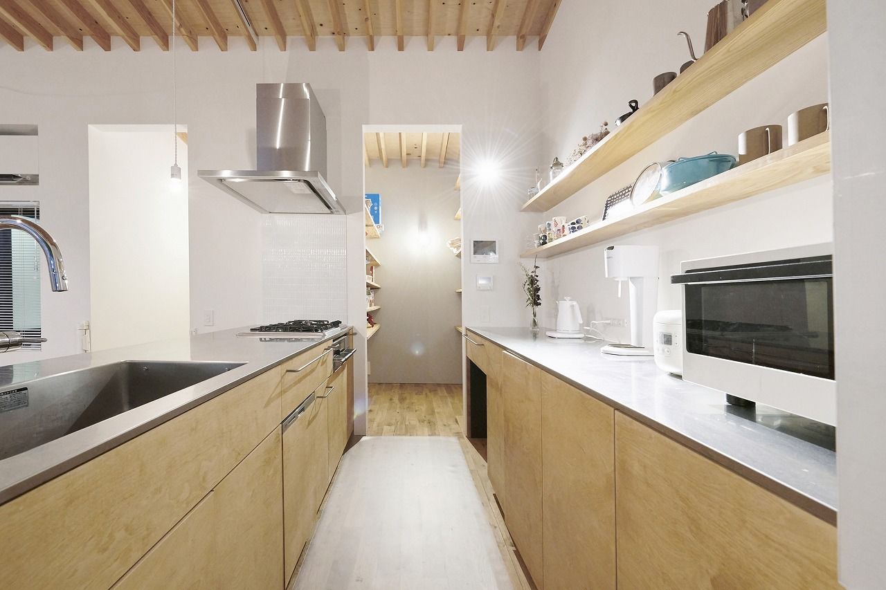 スタジオ・チッタ 【3000万円台/間取り図/完全分離二世帯住宅】杉板張とユニークなフォルムが印象的な「くぬぎ山のいえ」の建築実例画像8