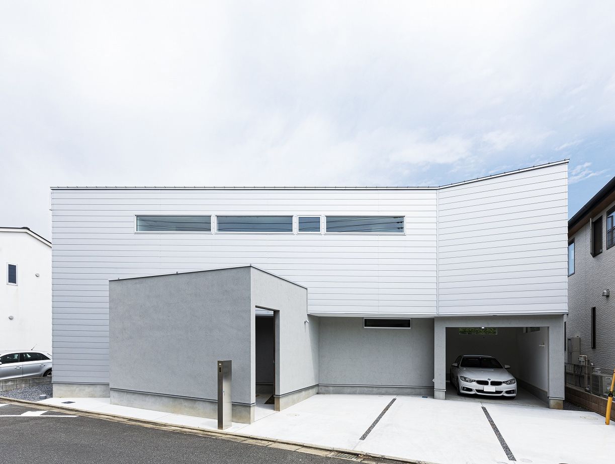 スタジオ・チッタ 【4000万円台／38.7坪／間取り有】絶景をひとりじめするガラス張りの「Location」リビングの建築実例画像10