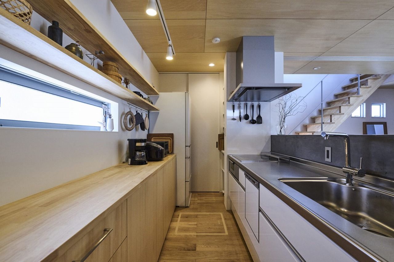 スタジオ・チッタ 【2850万円／33.9坪／間取り図】こだわりやイメージを造作で形に！木の温もり溢れるシンプルデザインの家の建築実例画像6