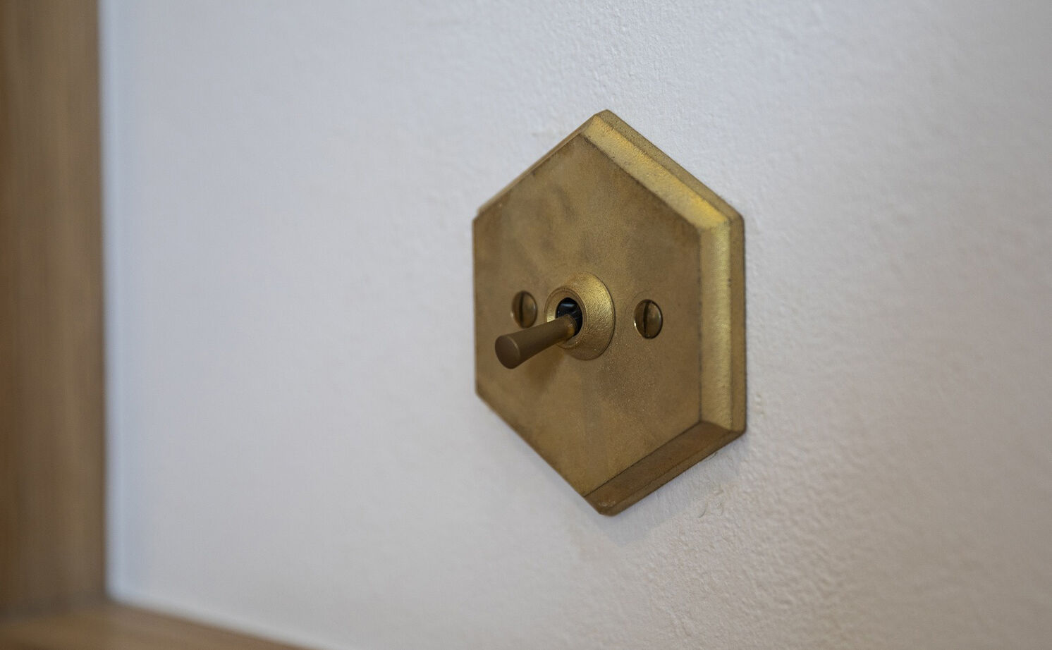 スタジオ・チッタ 【3000万円／32.3坪／間取り／2階リビング】異素材MIXが家具映えの秘密。住宅地でも“抜け感”のある家にの建築実例画像18