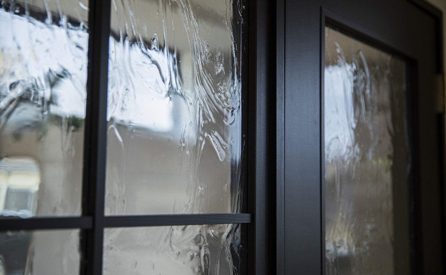 スタジオ・チッタ 【3000万円／32.3坪／間取り／2階リビング】異素材MIXが家具映えの秘密。住宅地でも“抜け感”のある家にの建築実例画像19