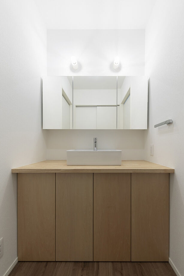 スタジオ・チッタ 【2620万円／29.4坪／間取り有／中庭／平屋】2つの中庭がもたらす光と開放感。リゾート気分を愉しむ平屋の建築実例画像15