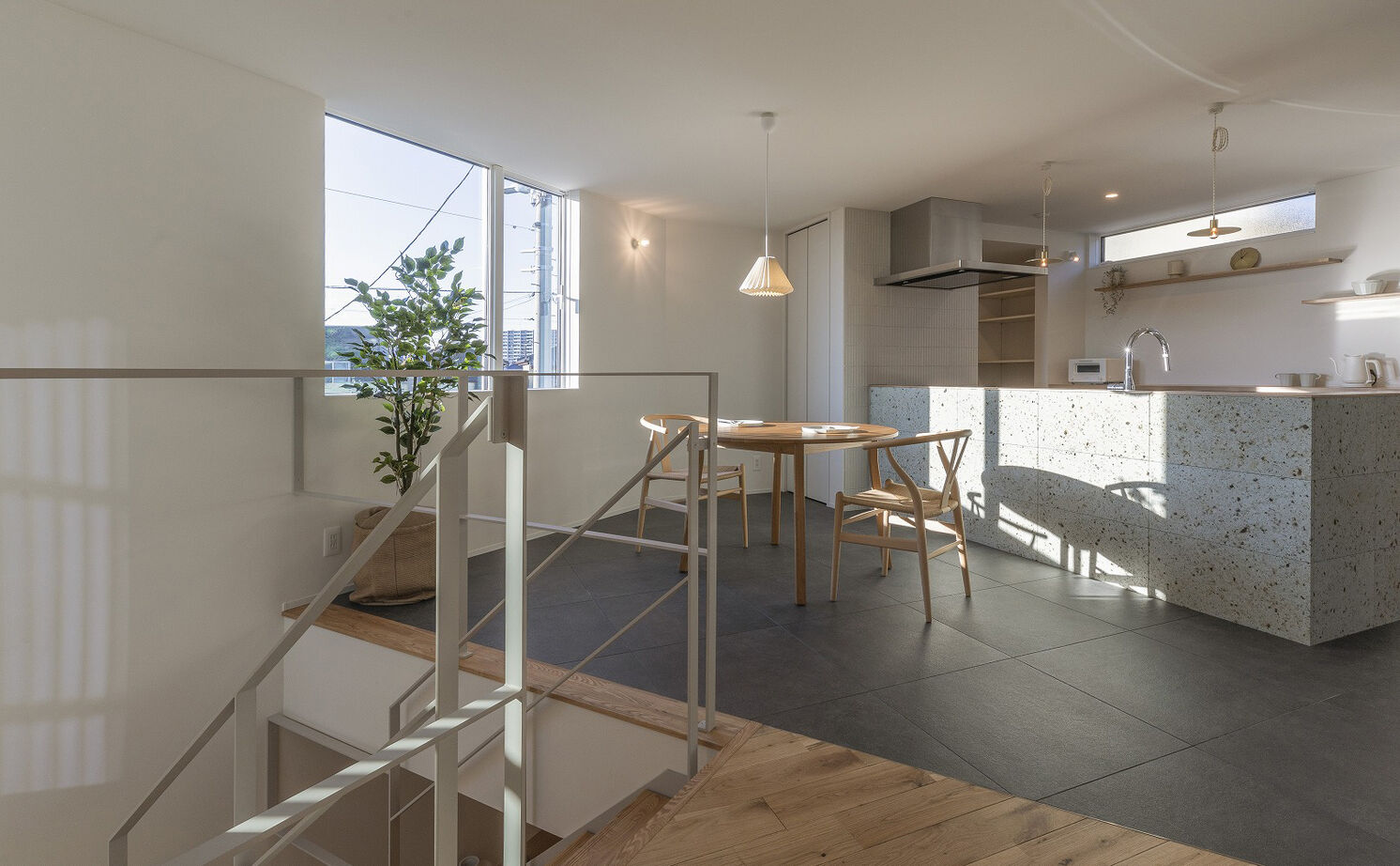 スタジオ・チッタ 【3500万円／40坪／間取り有／ガレージハウス】変形地ならではの奥行き間取りがユニークな2階リビングの家の建築実例画像7