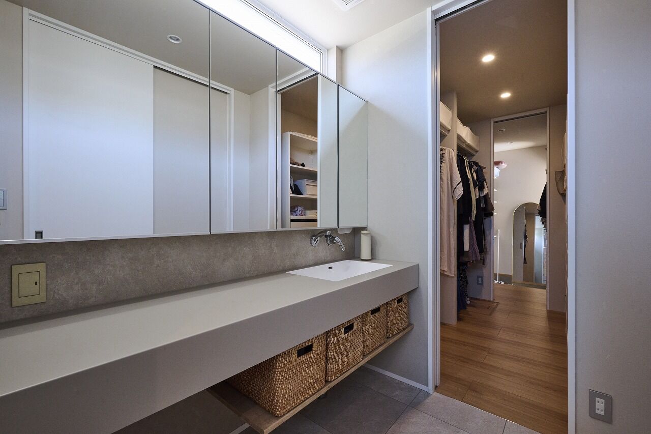 スタジオ・チッタ 【3100万円／37.6坪／間取り有／回遊動線】ウチに開く中庭が光と開放感をもたらす居心地のよい住まいの建築実例画像8