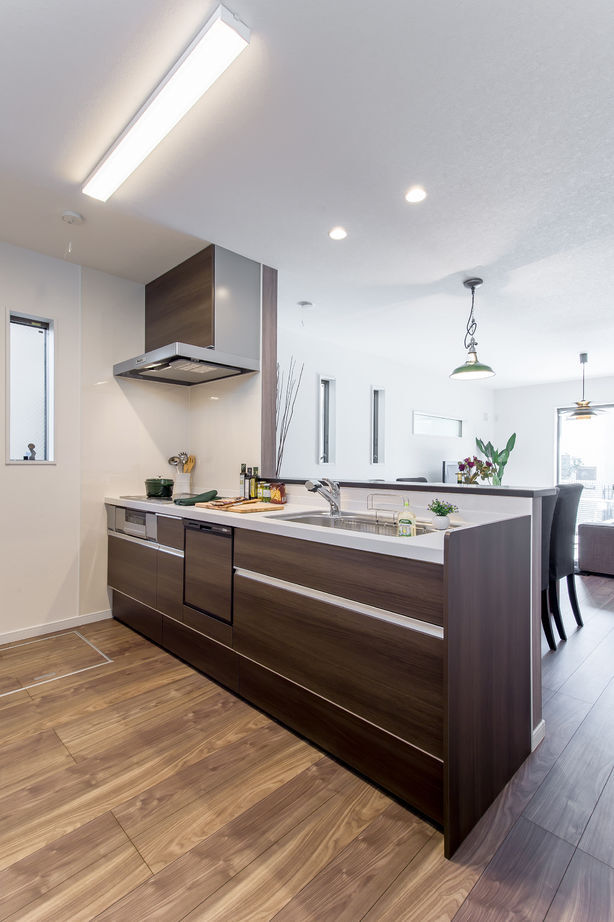 アクティブハウス 【1360万円/間取り有】ホテルライクな住空間。南向きの明るいリビングで団らんを楽しむの建築実例画像7