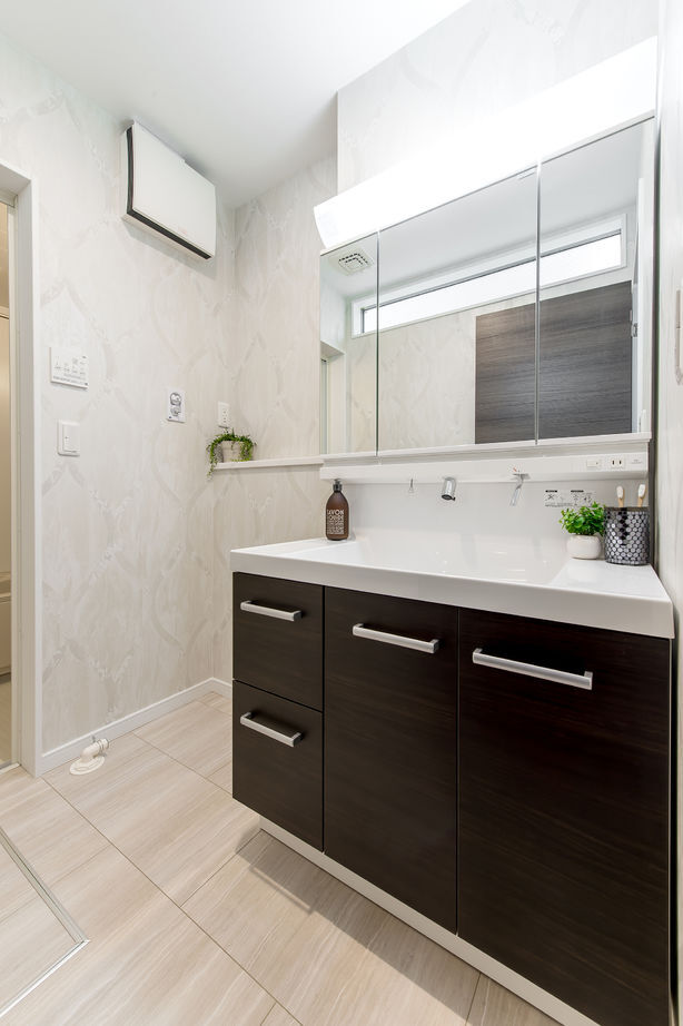 アクティブハウス 【1360万円/間取り有】ホテルライクな住空間。南向きの明るいリビングで団らんを楽しむの建築実例画像8