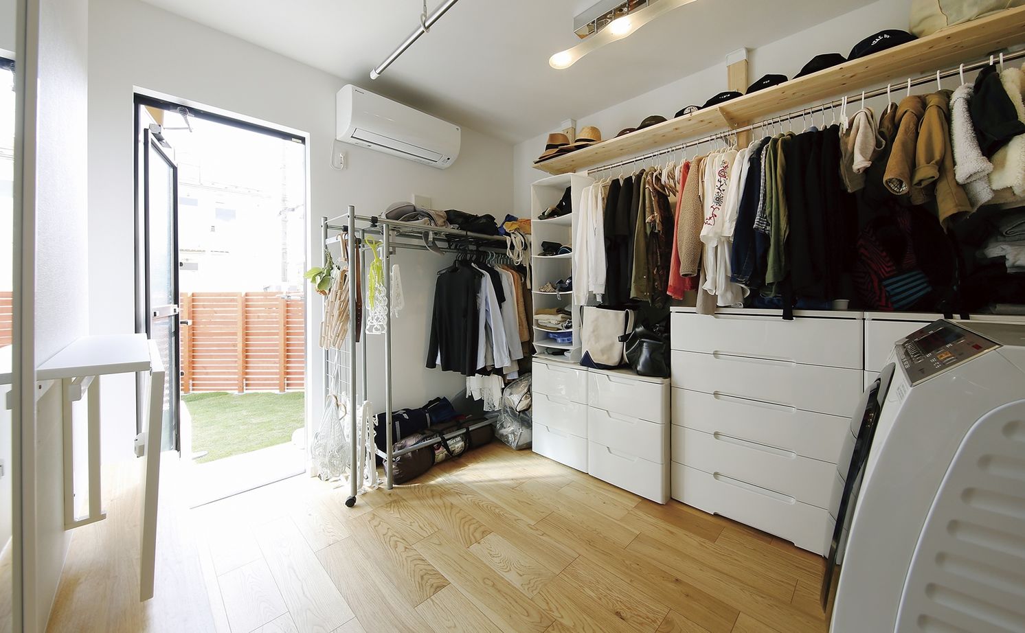 ハウスイズム建築設計事務所 【2270万円/30坪台/間取り有】BBQも水遊びも、思いのままに。リビングと庭がつながる、季節を楽しむ暮らしの建築実例画像6