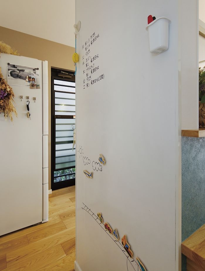 ハウスイズム建築設計事務所 【2270万円/30坪台/間取り有】BBQも水遊びも、思いのままに。リビングと庭がつながる、季節を楽しむ暮らしの建築実例画像8