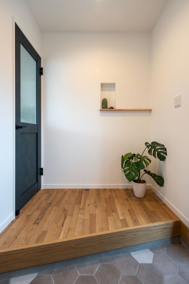 ハウスイズム建築設計事務所 【2150万円/間取り有/サーファーズハウス】ウッドデッキで囲む食卓。家族も友人も集まる、西海岸スタイルの建築実例画像17